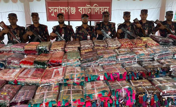 অস্ত্রসহ ৯ মাসে ৯৩১ কোটি টাকার চোরাচালান পণ্য জব্দ 