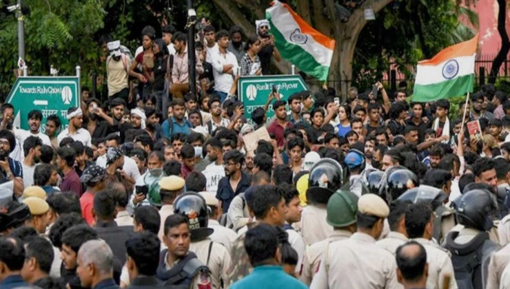 দিল্লির যন্তর মন্তরে বিক্ষোভে নিষেধাজ্ঞা