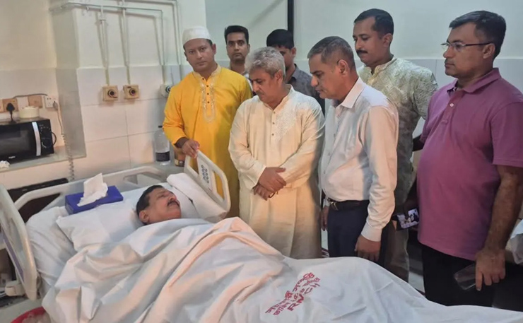 উন্নত চিকিৎসার জন্য ঢাকায় নেওয়া হলো অসুস্থ ভূমিমন্ত্রী মিনুকে