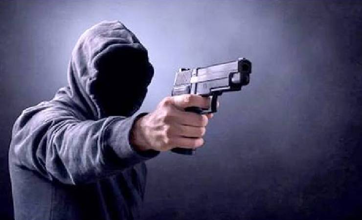 মেঘনায় গুলিবিদ্ধ হয়ে জেলে নিহত